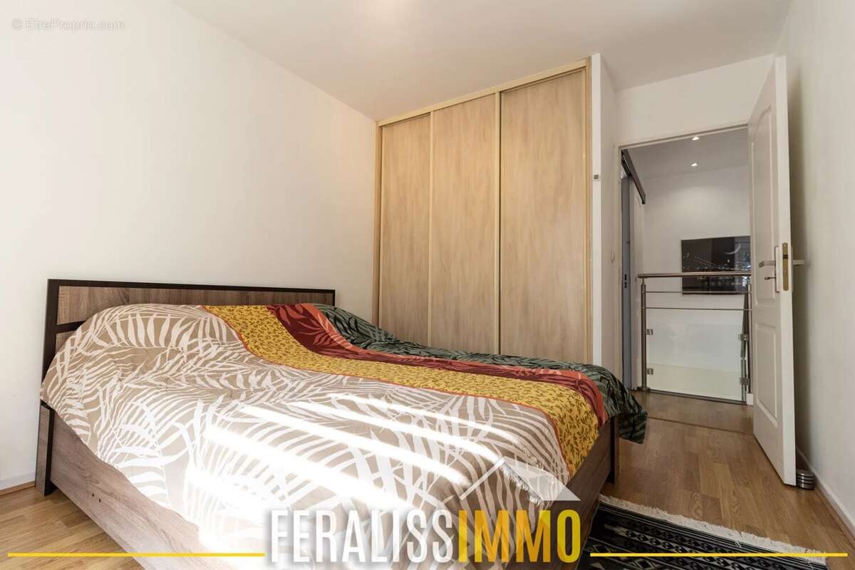 Appartement à COURDIMANCHE