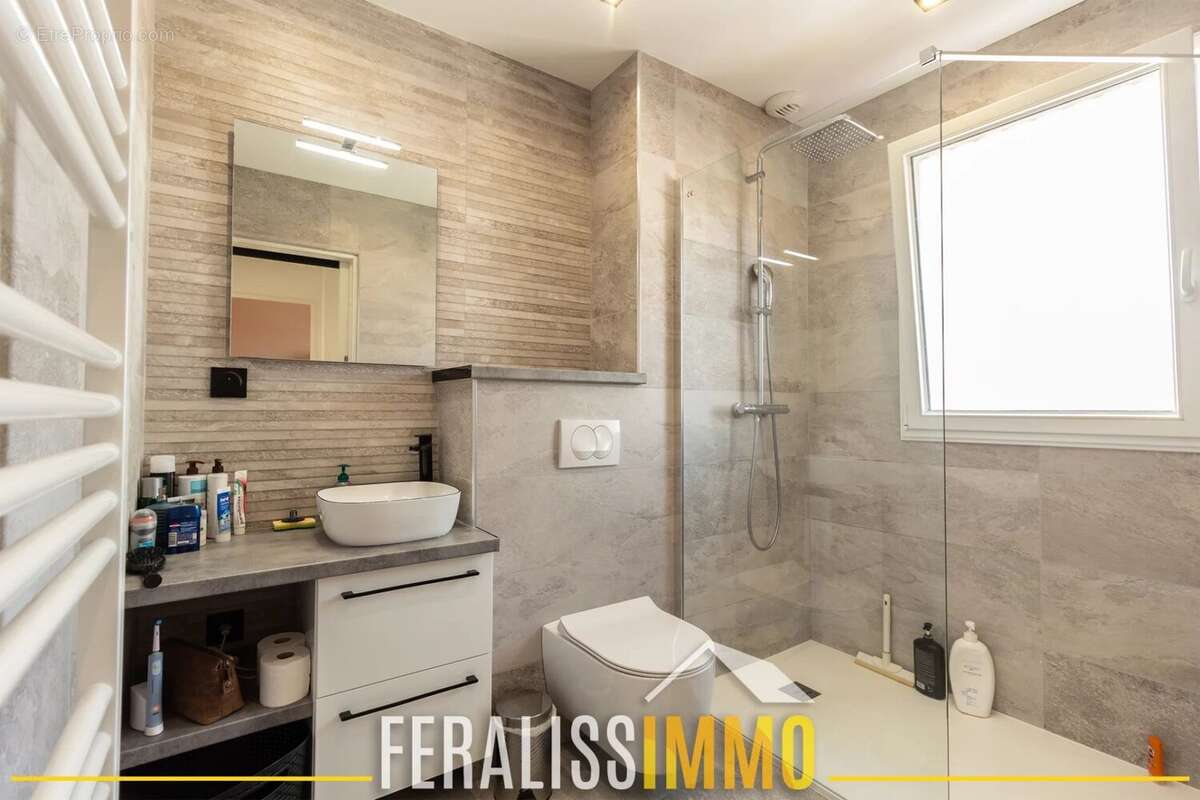 Appartement à COURDIMANCHE