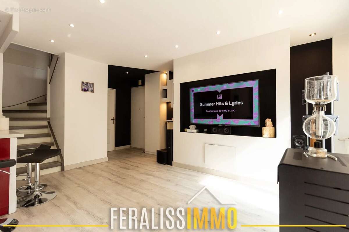 Appartement à COURDIMANCHE