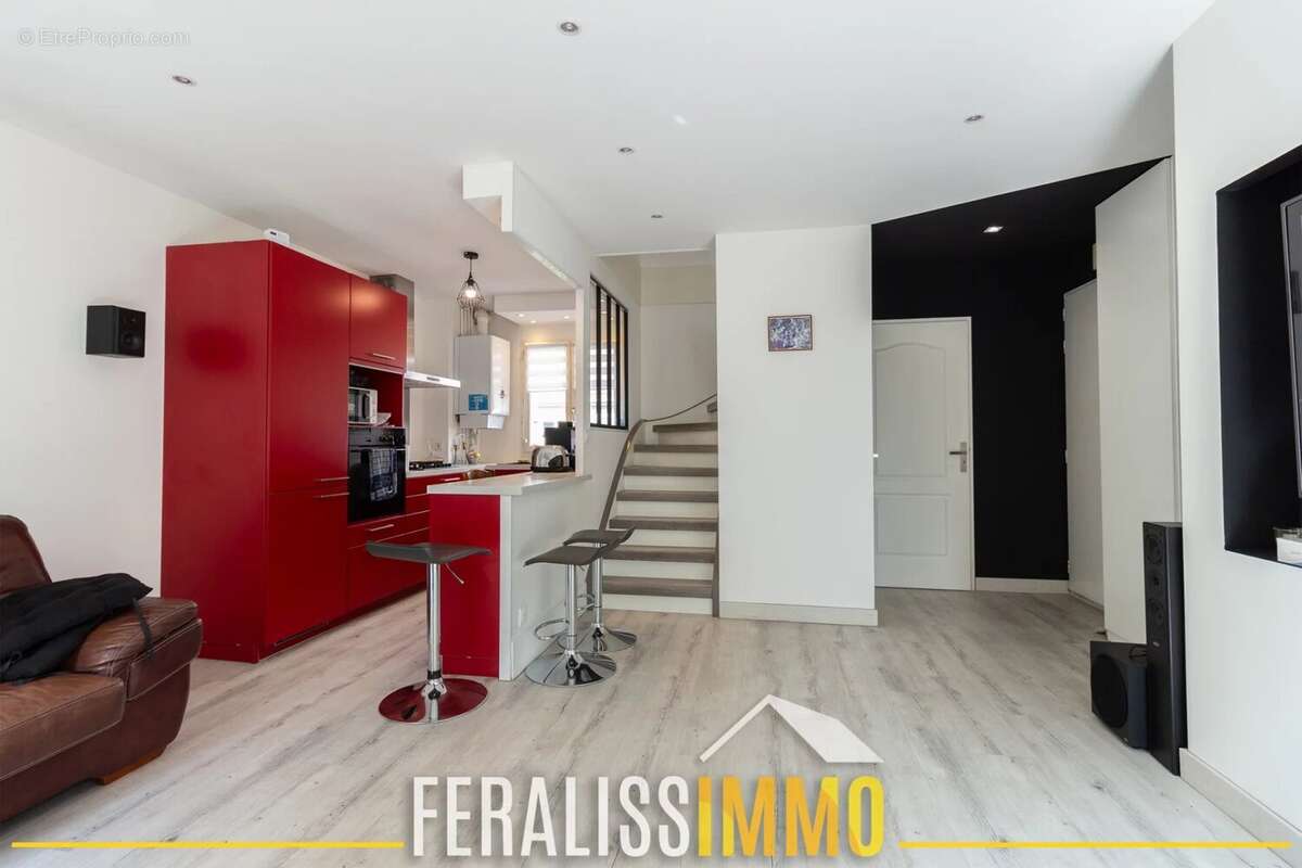 Appartement à COURDIMANCHE