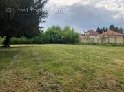 Terrain à BOULT-SUR-SUIPPE