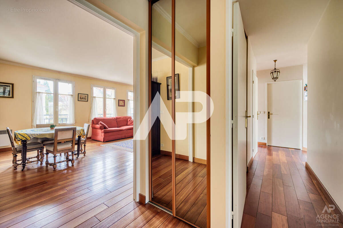 Appartement à RUEIL-MALMAISON