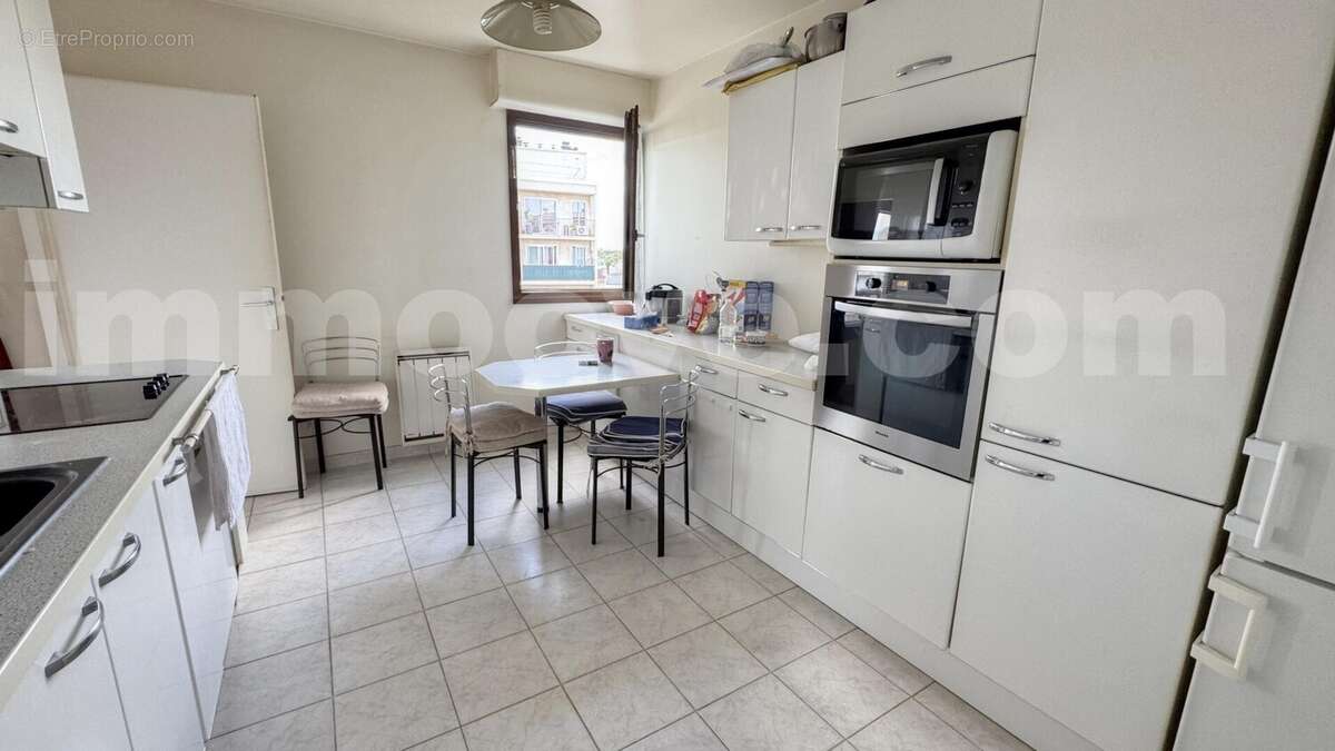 cuisine_Revelateur - Appartement à CHARENTON-LE-PONT