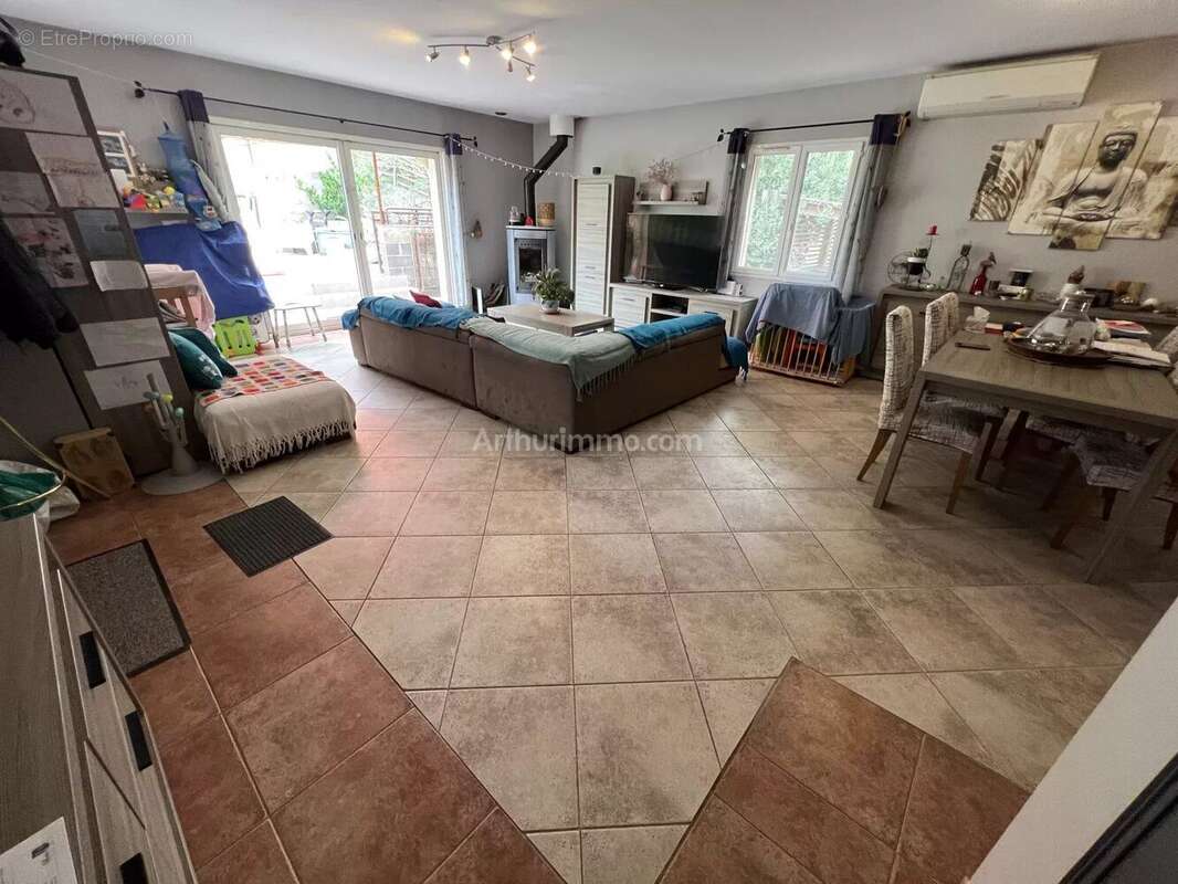 Maison à CLERMONT-L&#039;HERAULT