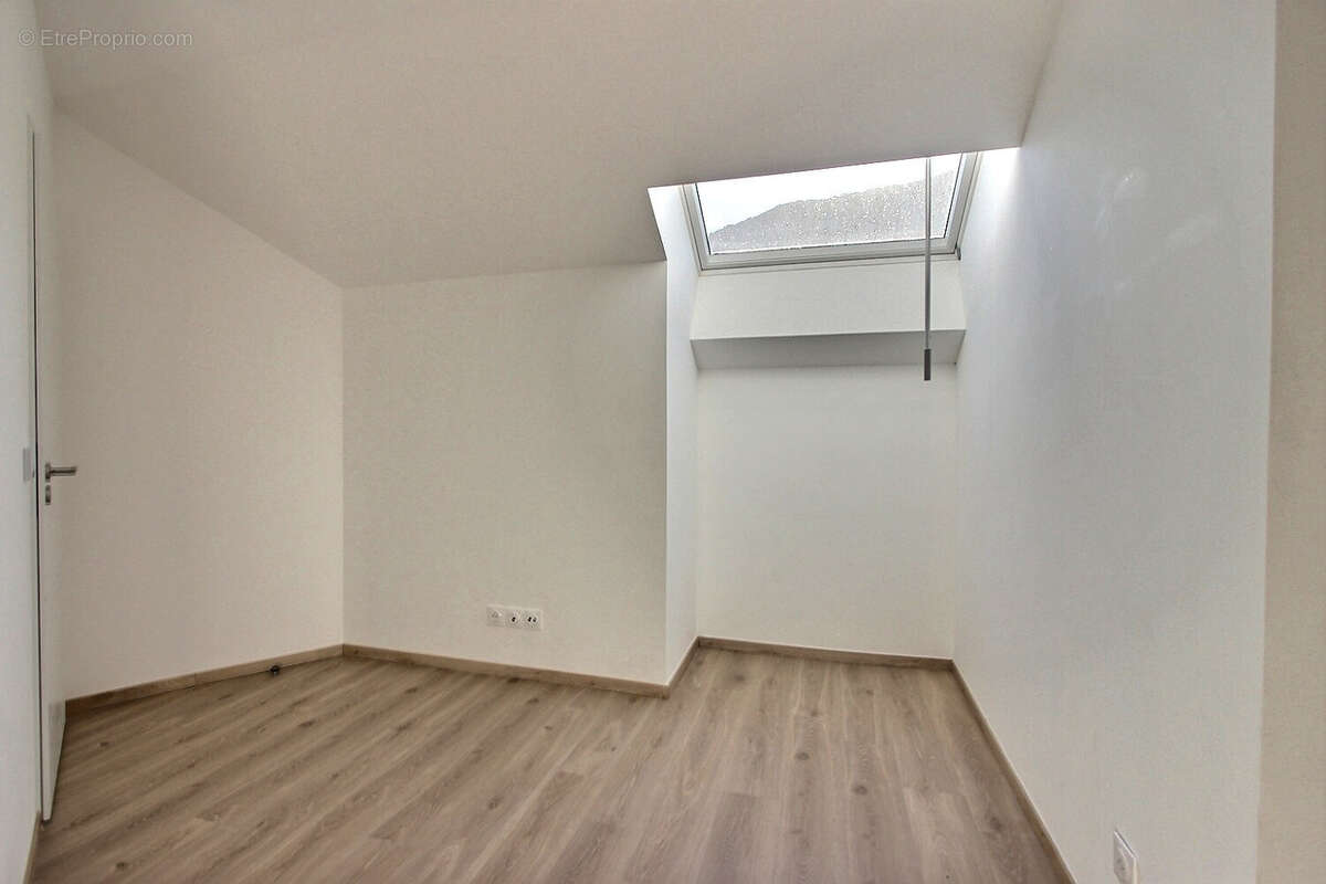 Appartement à LA BALME-DE-SILLINGY