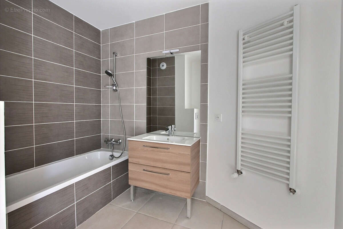 Appartement à LA BALME-DE-SILLINGY