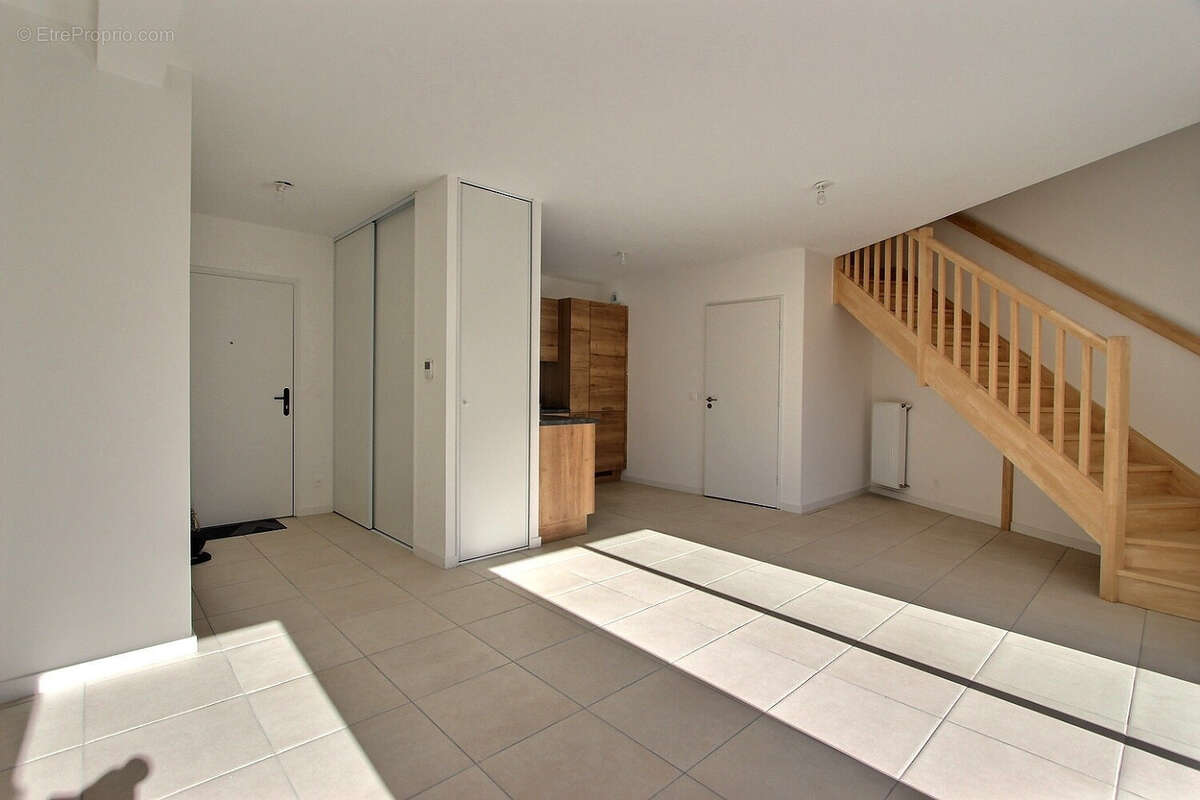 Appartement à LA BALME-DE-SILLINGY