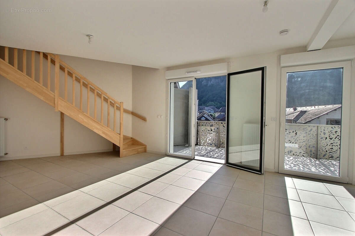 Appartement à LA BALME-DE-SILLINGY