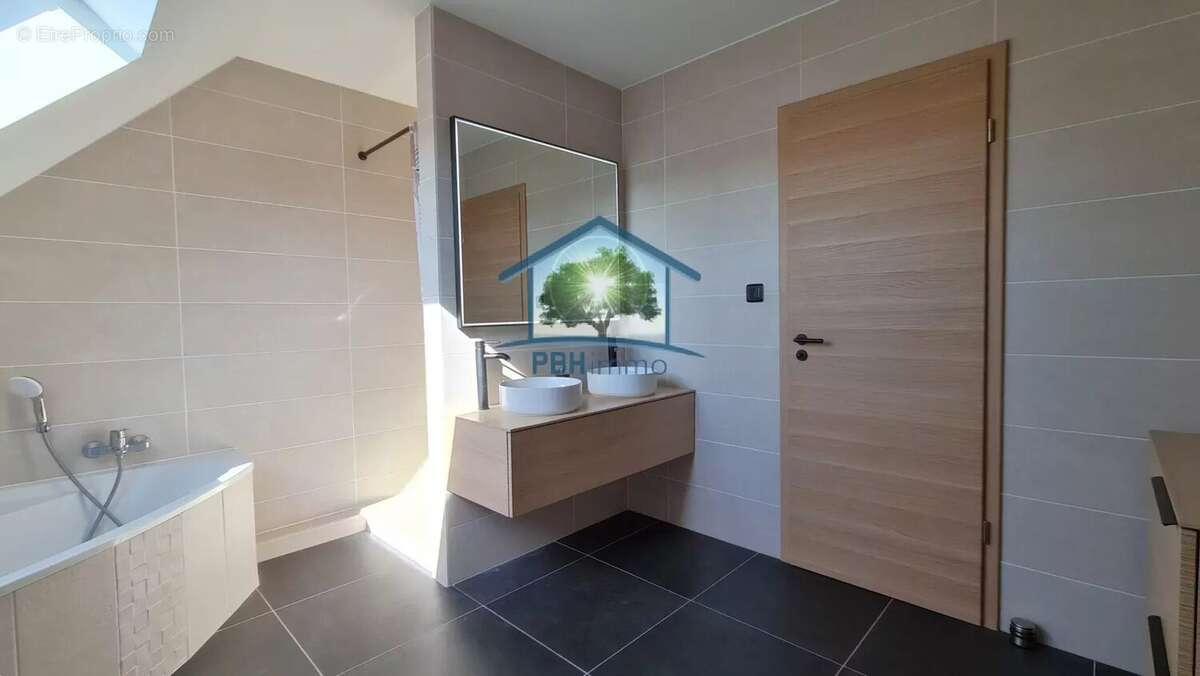 Maison à ROPPENHEIM