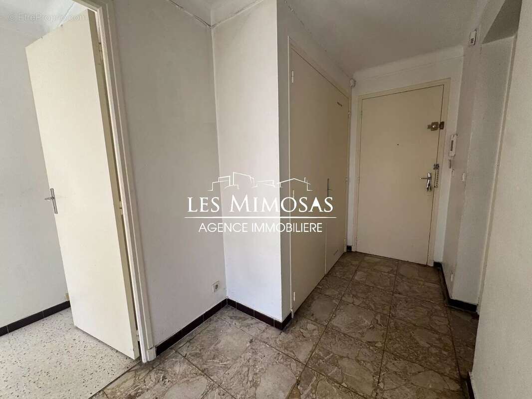 Appartement à FREJUS