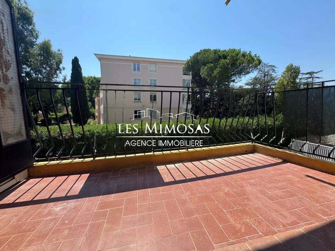 Appartement à FREJUS