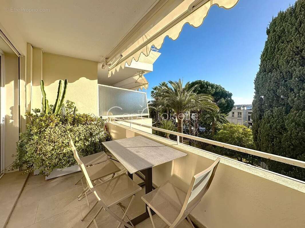 Appartement à CANNES
