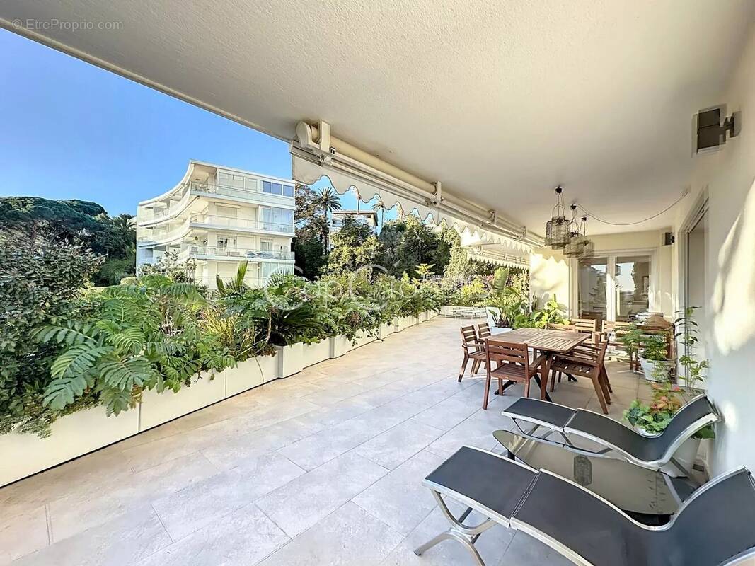 Appartement à CANNES