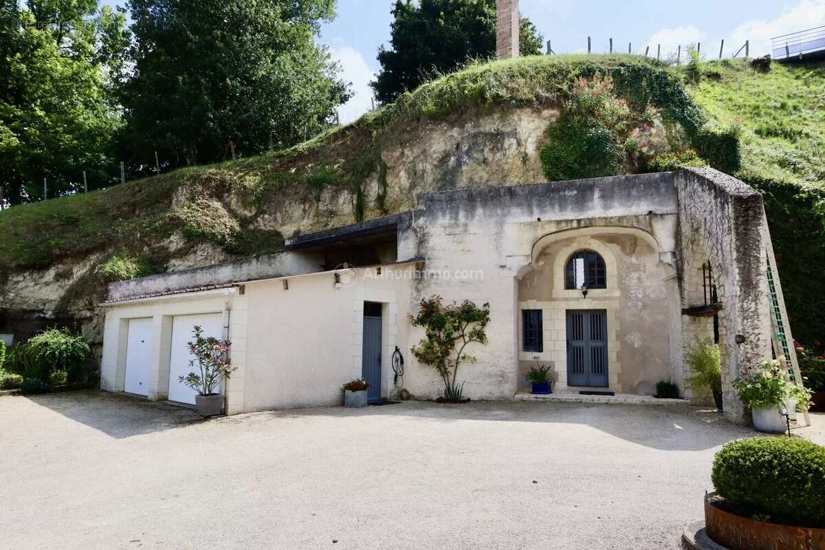 Maison à VOUVRAY-SUR-LOIR