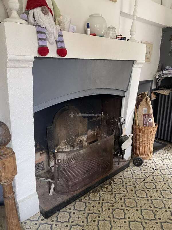 Maison à CHAHAIGNES