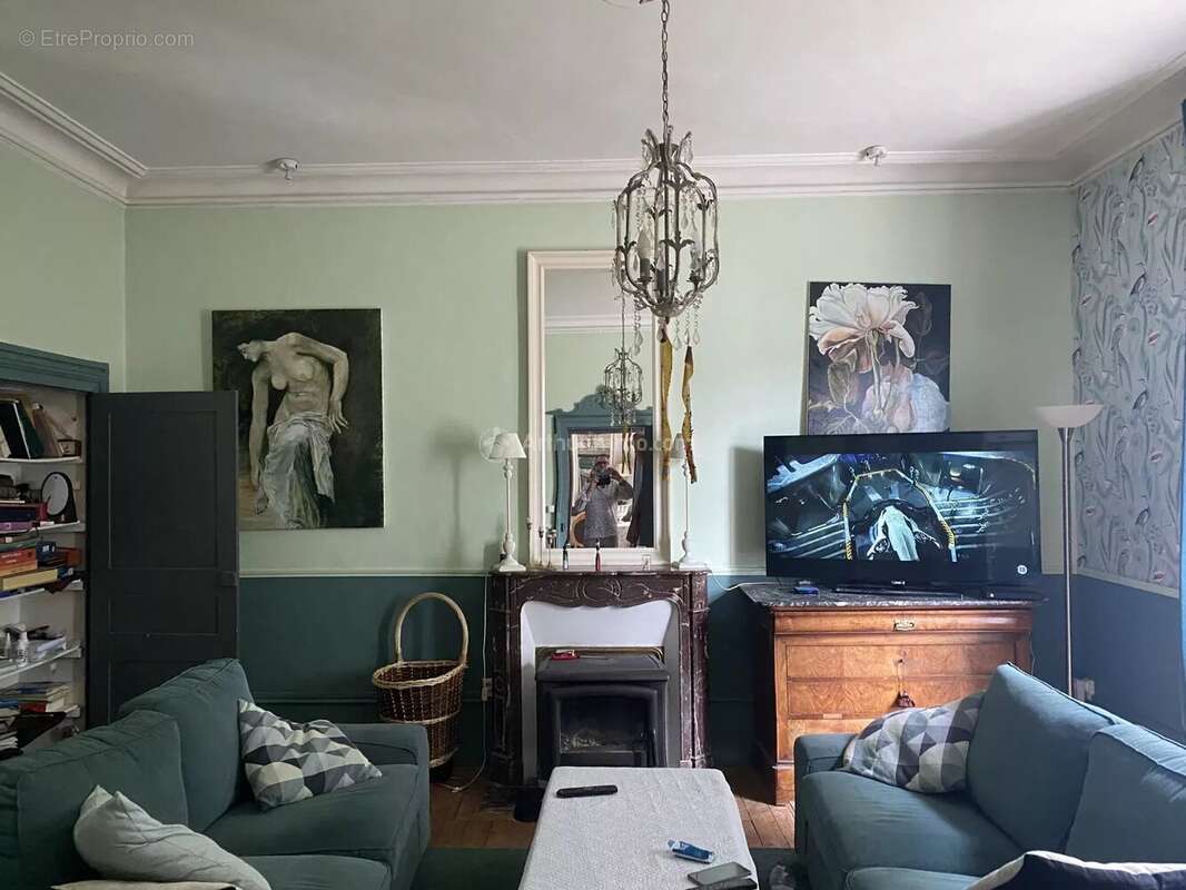 Maison à CHAHAIGNES