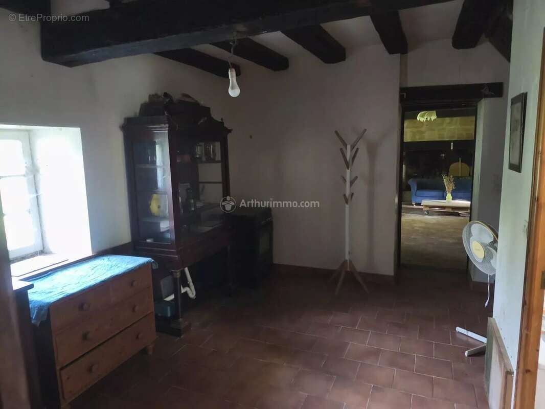 Maison à COURDEMANCHE