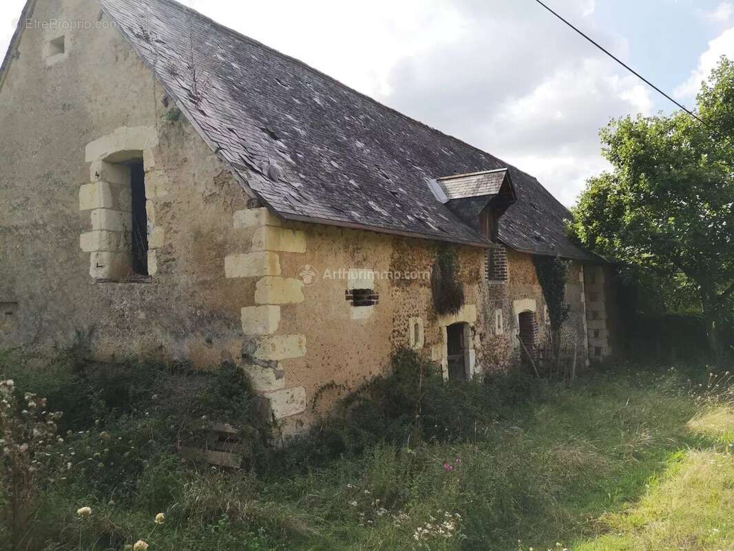 Maison à COURDEMANCHE