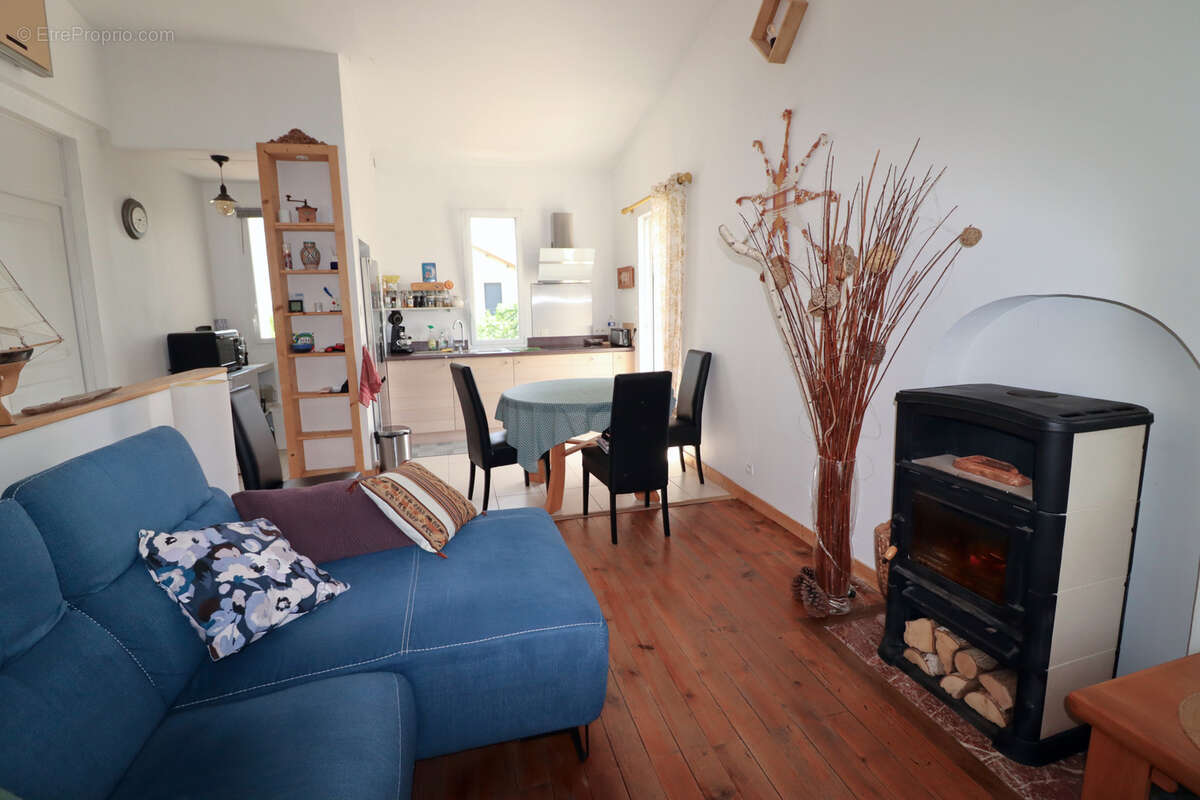 Maison à SAINT-GEORGES-DE-DIDONNE