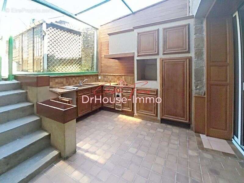 Maison à LOUVIGNE-DU-DESERT