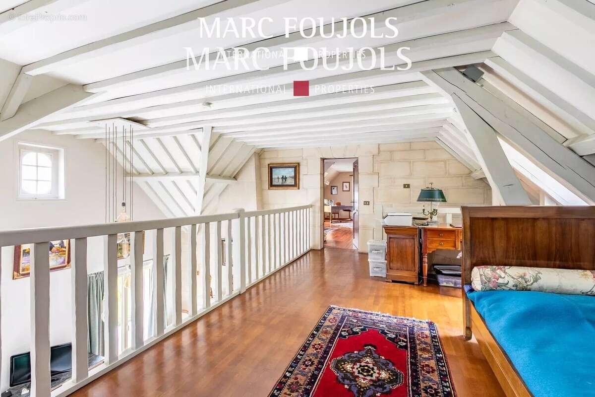 Maison à AUMONT-EN-HALATTE