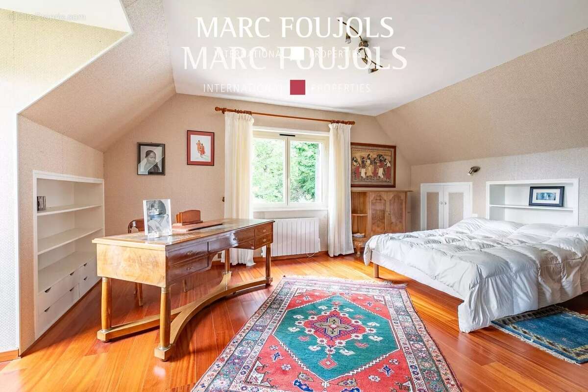 Maison à AUMONT-EN-HALATTE