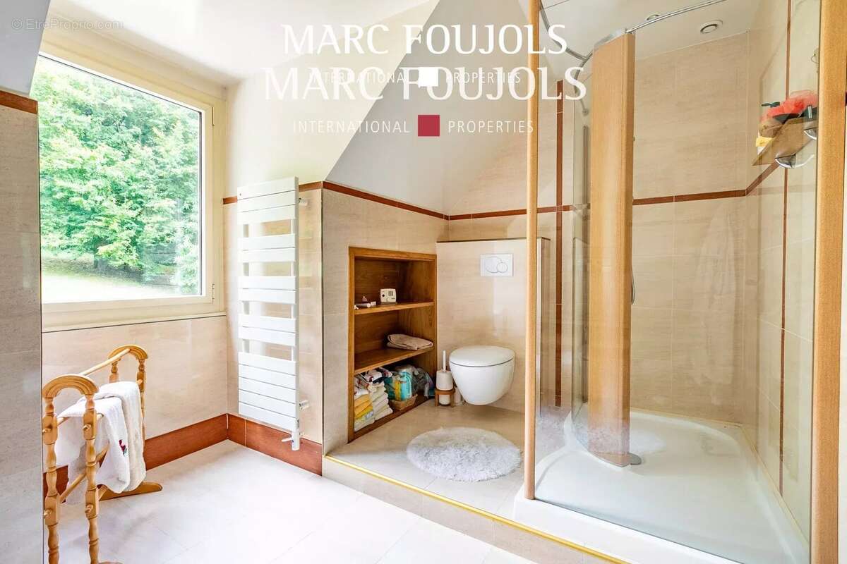 Maison à AUMONT-EN-HALATTE