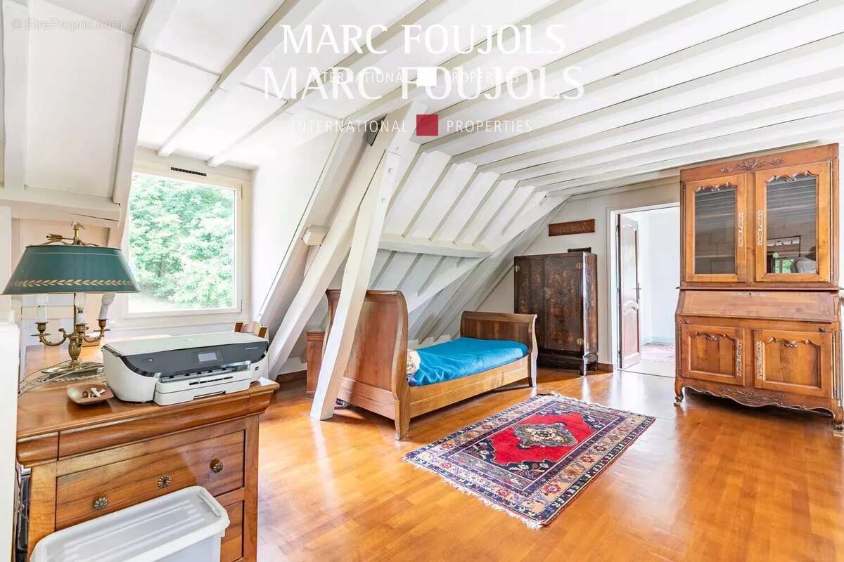 Maison à AUMONT-EN-HALATTE