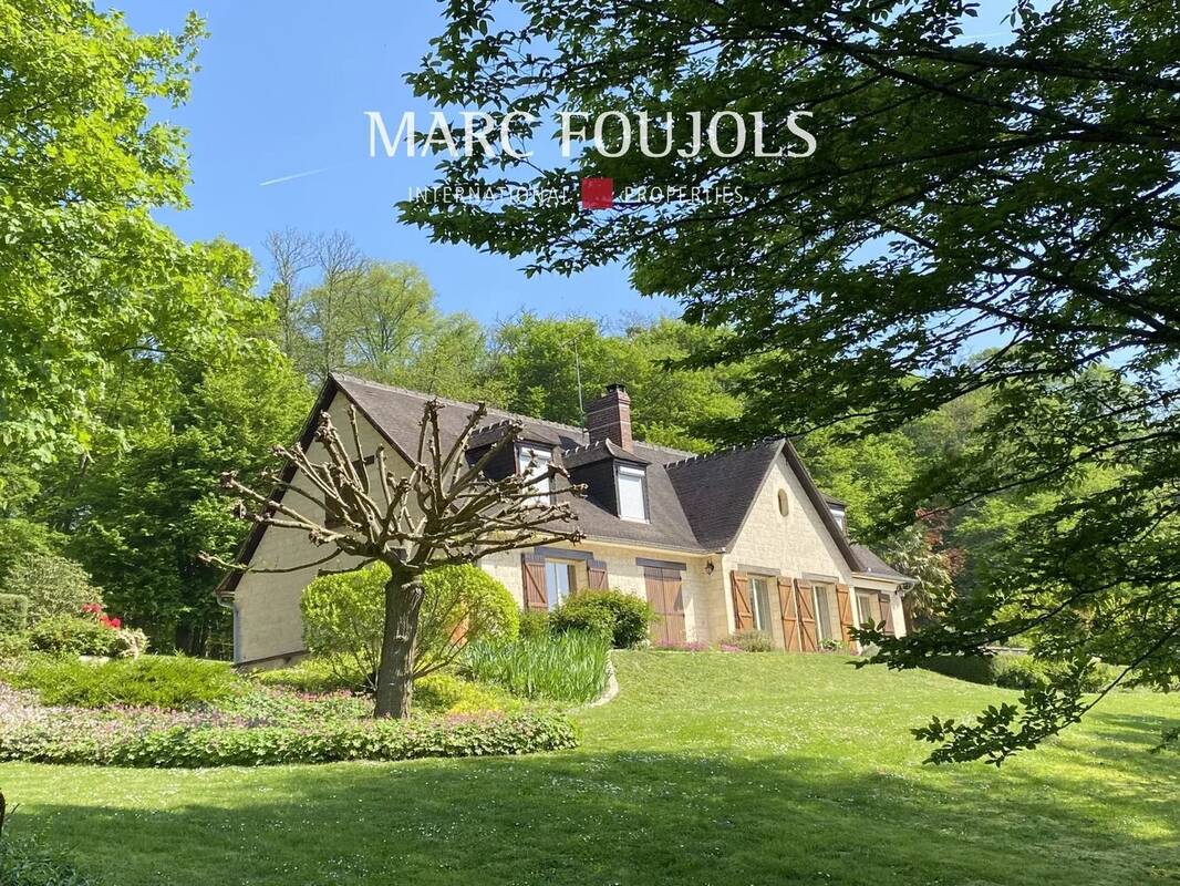 Maison à AUMONT-EN-HALATTE