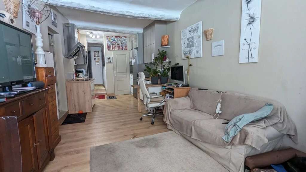 Appartement à CARCES