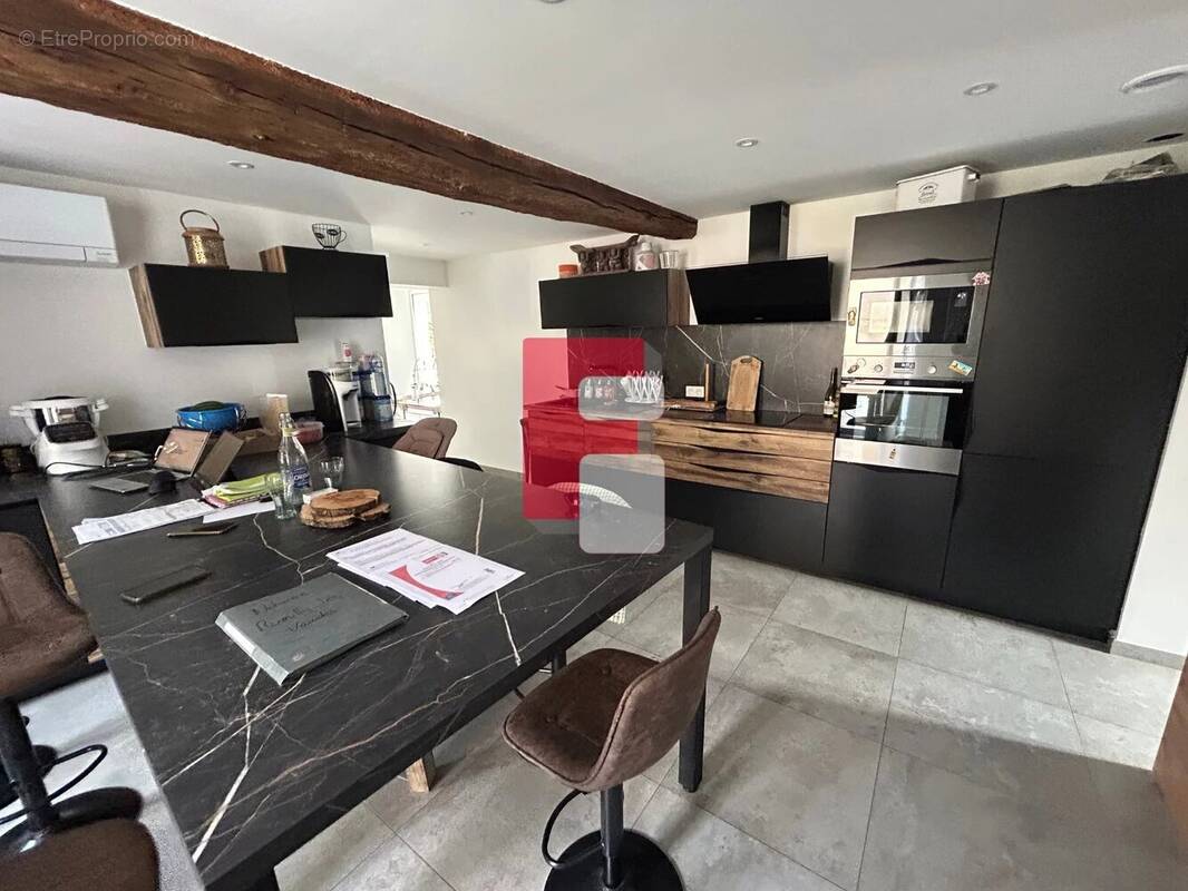 Maison à RUMILLY-LES-VAUDES