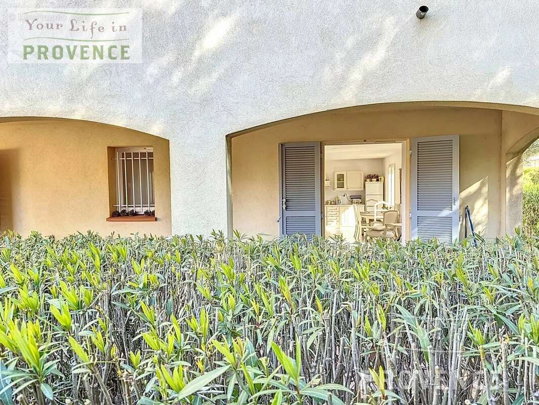 Appartement à LORGUES