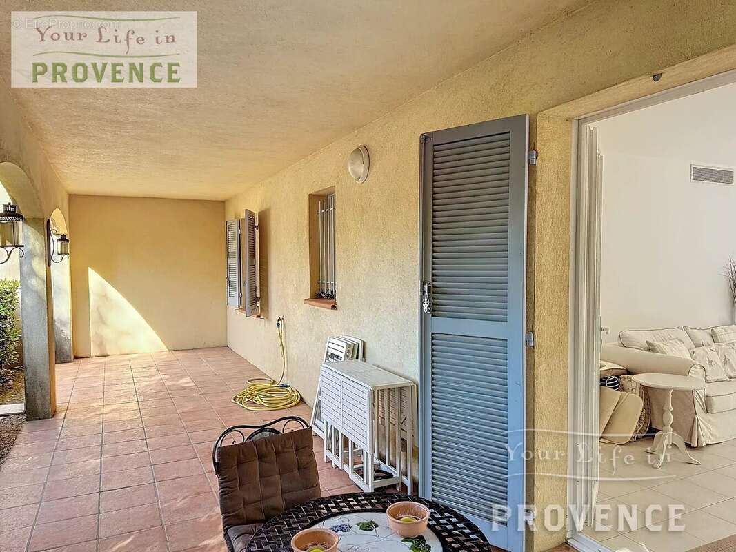 Appartement à LORGUES
