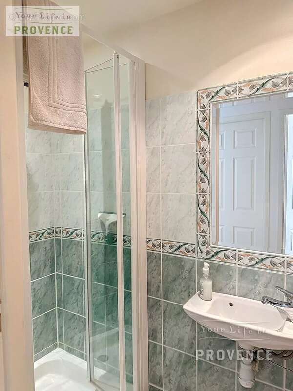 Appartement à LORGUES