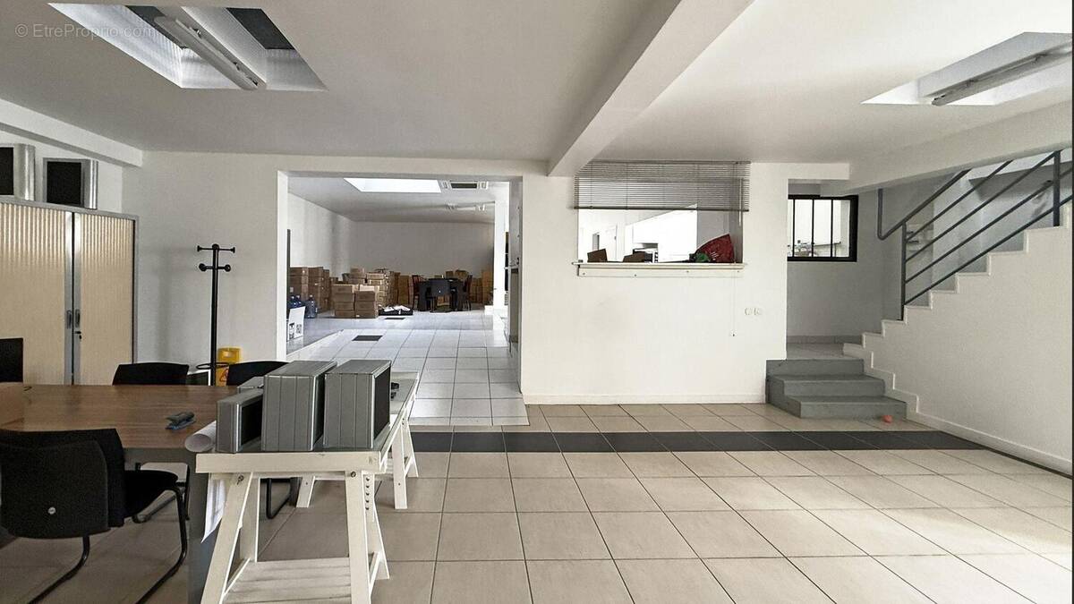 Commerce à ORMESSON-SUR-MARNE