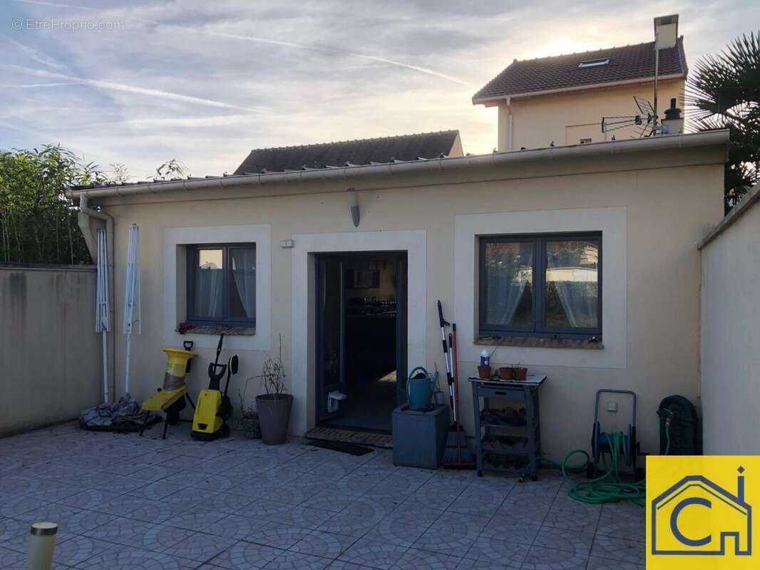 Maison à CORMEILLES-EN-PARISIS