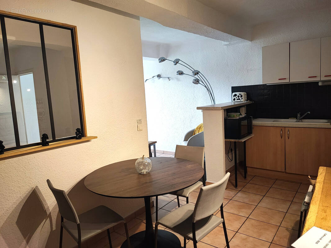 Appartement à LE MUY