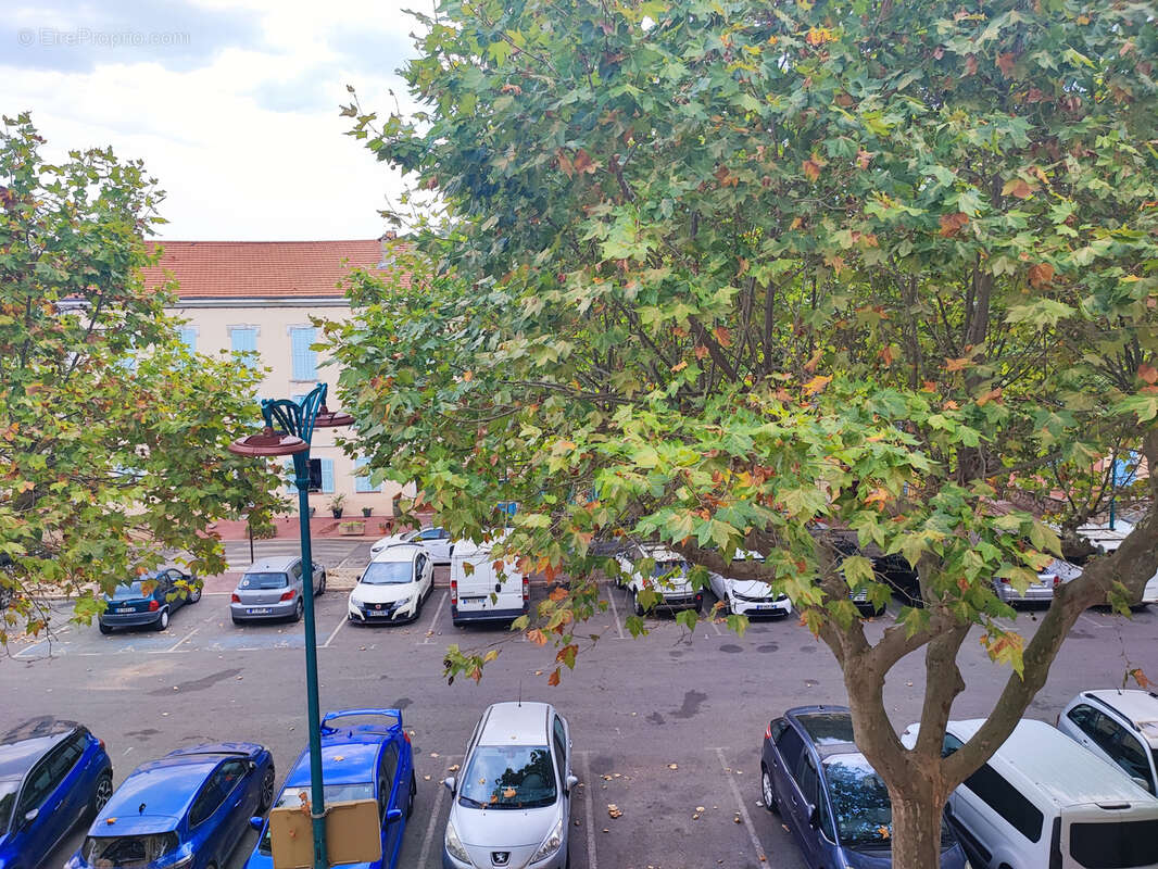 Appartement à LE MUY