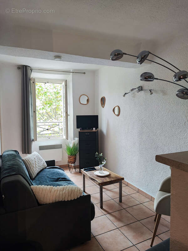 Appartement à LE MUY