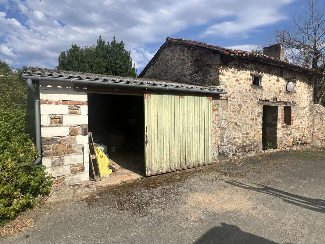 Maison à SAINT-SORNIN-LA-MARCHE