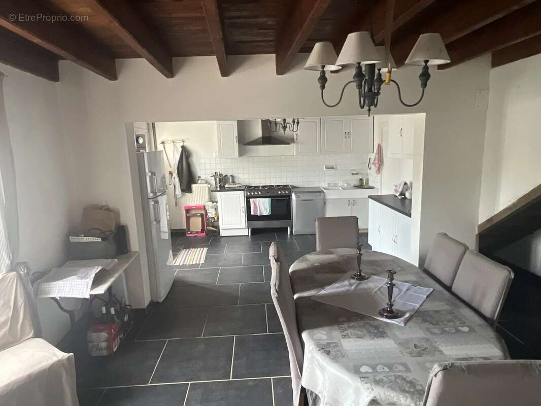 Maison à SAINT-SORNIN-LA-MARCHE