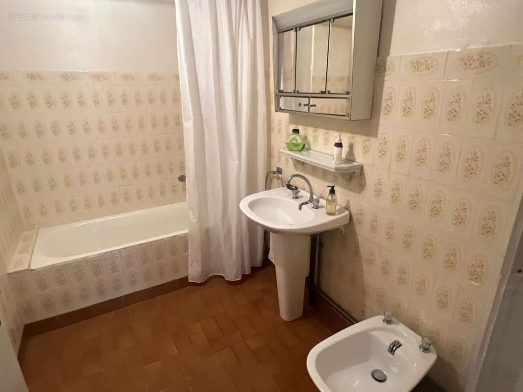 Maison à SAINT-SORNIN-LA-MARCHE