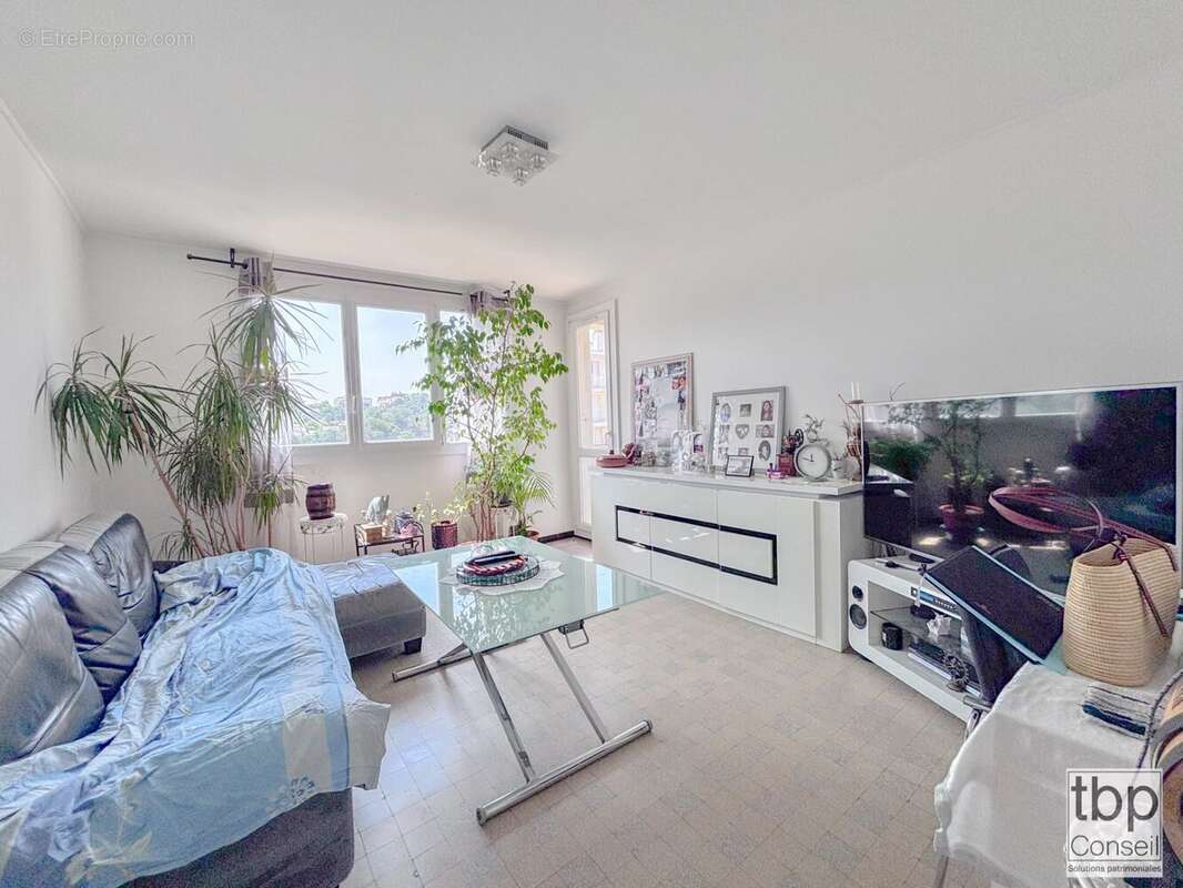 Appartement à MARSEILLE-13E