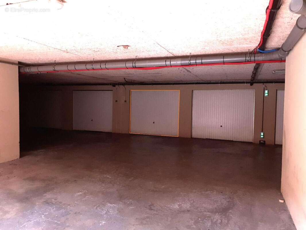   - Appartement à DRAGUIGNAN