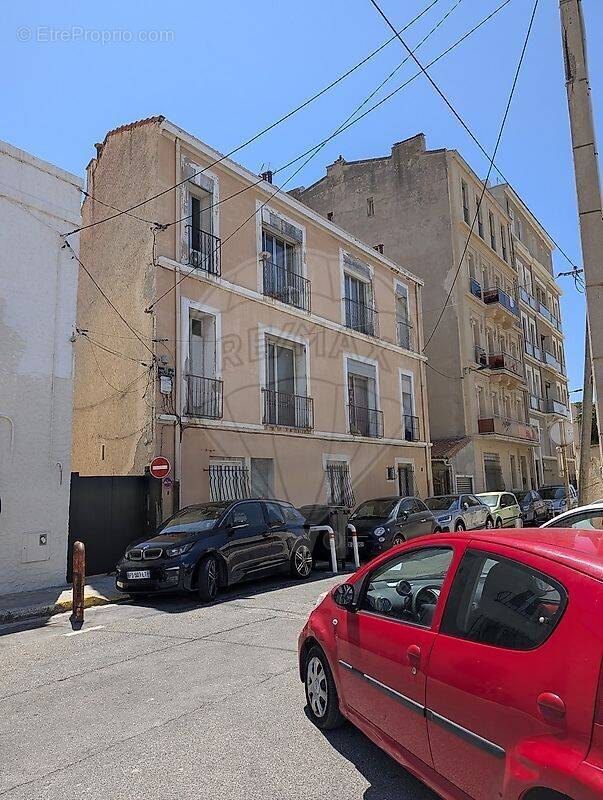 Appartement à MARSEILLE-7E