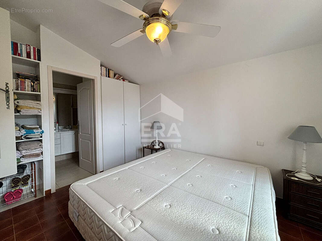 Maison à ROQUEBRUNE-SUR-ARGENS