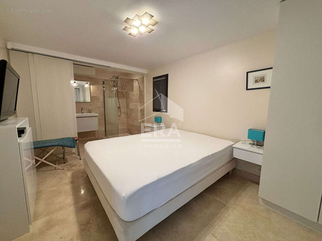 Maison à ROQUEBRUNE-SUR-ARGENS