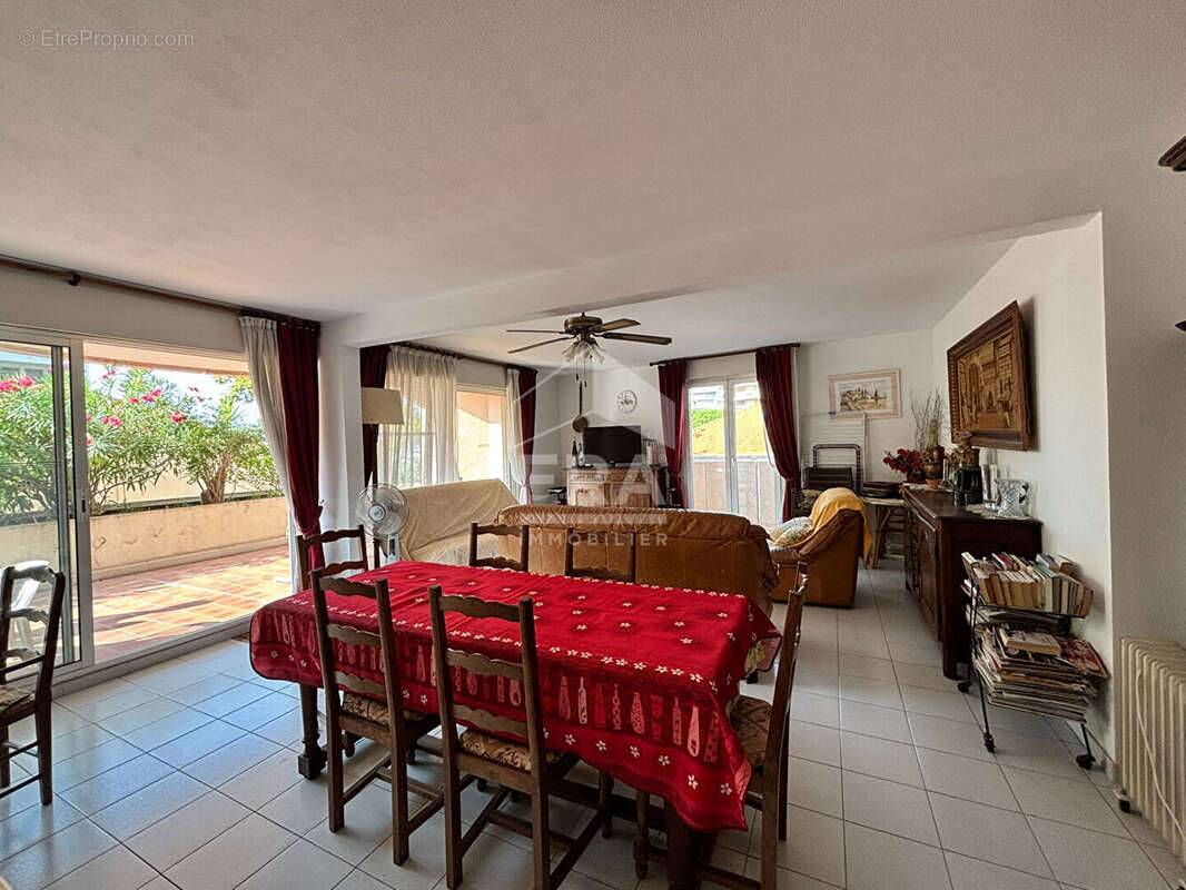 Appartement à FREJUS