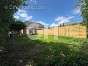 Maison à AVESNES-SUR-HELPE