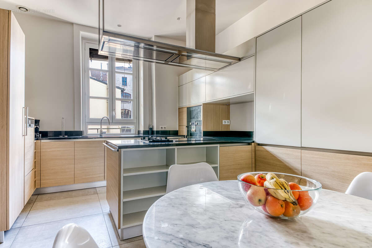 Appartement à LYON-6E